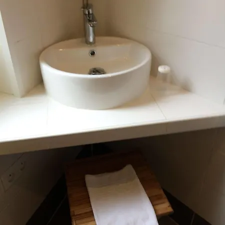 La Madeleine Otel 3*