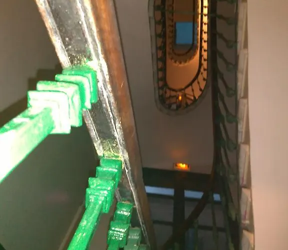 Hotel La Madeleine 3*